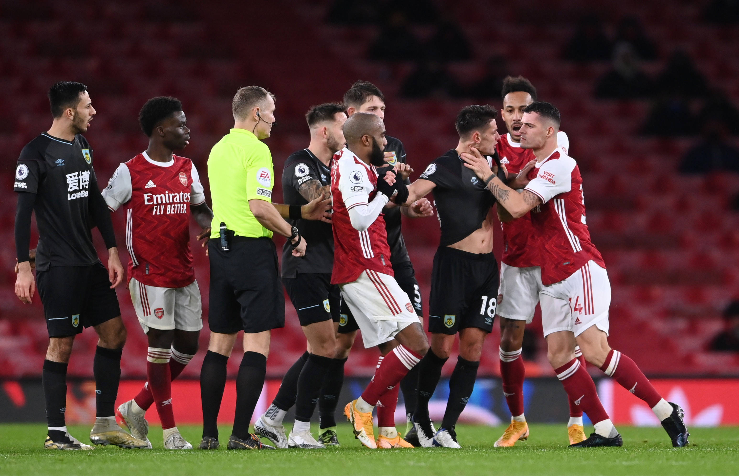 羅時顯得捉 羅時顯得捉